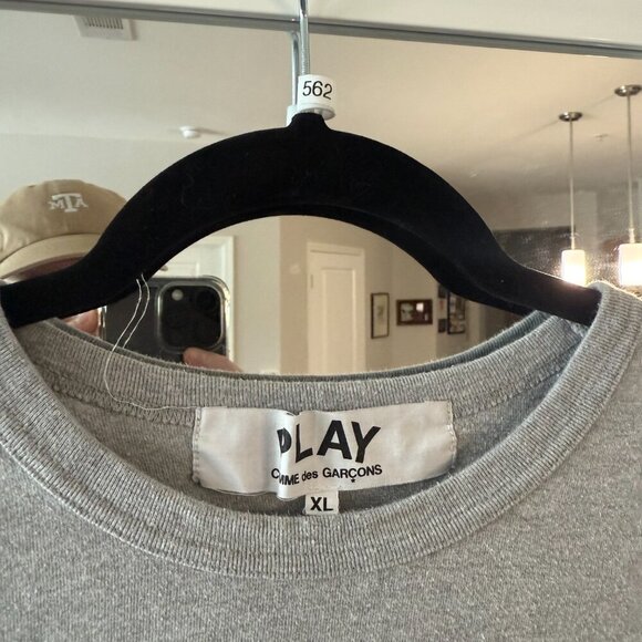 Women's XL Comme Des Garcons Play Short Sleeve Tee - Picture 3 of 4